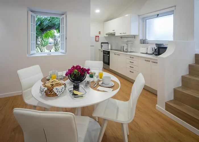 Casa De Santa Rita * São Roque